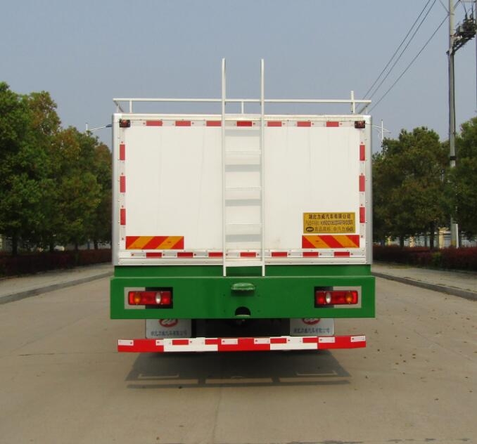 HLW5180TSC6DF型鮮活水產(chǎn)品運(yùn)輸車